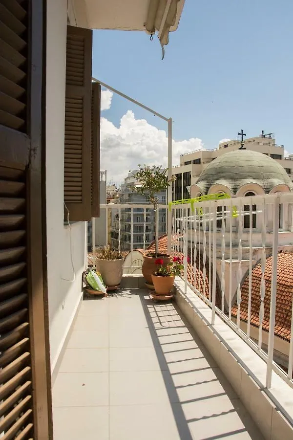 Julie'S Sunshine Apartment Thessaloniki Greece