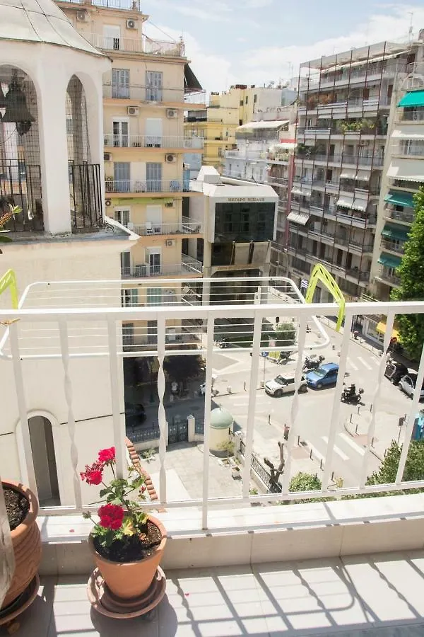 Julie'S Sunshine Apartment Thessaloniki